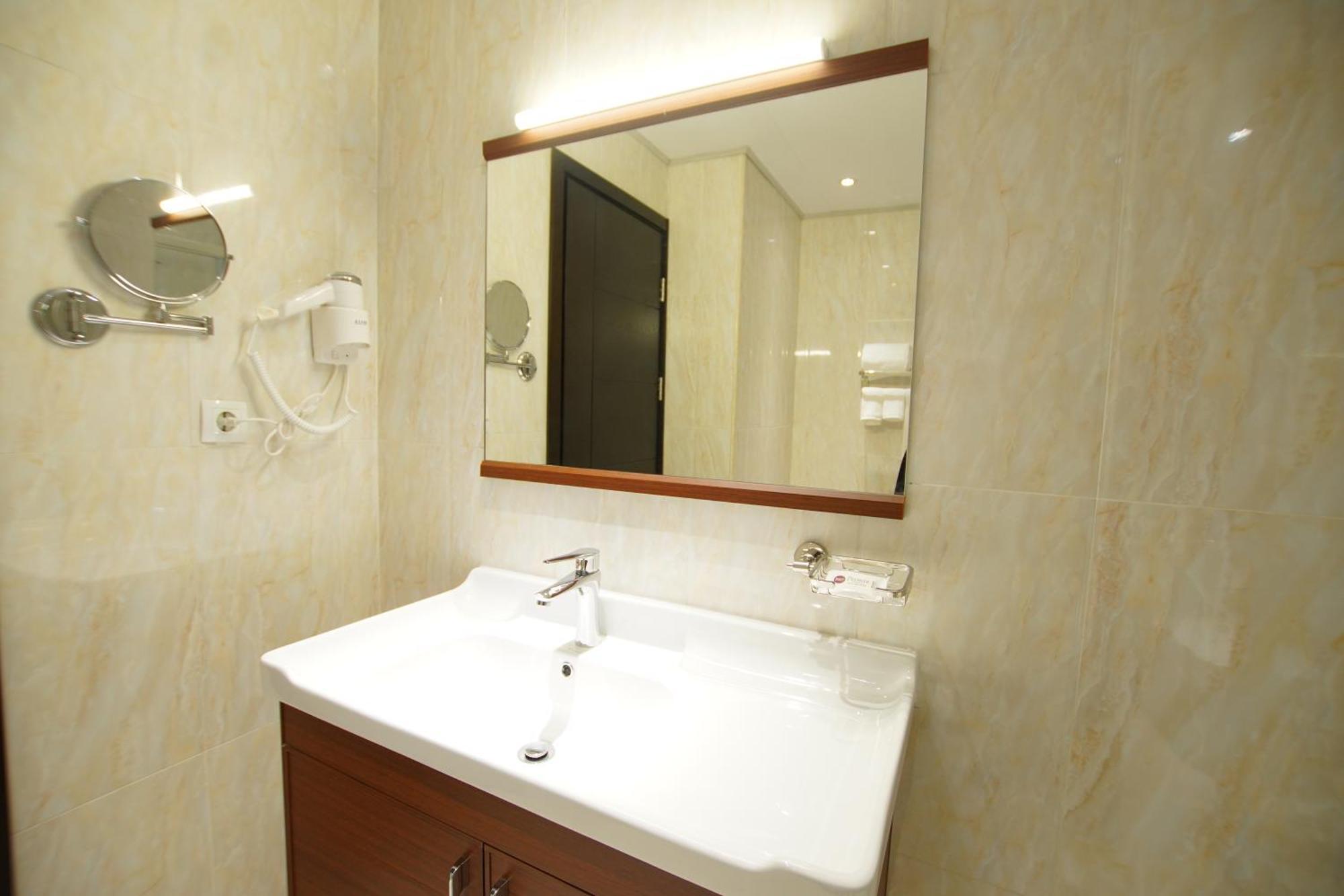 Best Western Premier Dynasty Addis Ababa Exterior foto